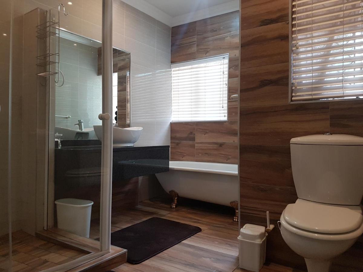 Cornerstone Guest Lodge Pretoria-Noord エクステリア 写真
